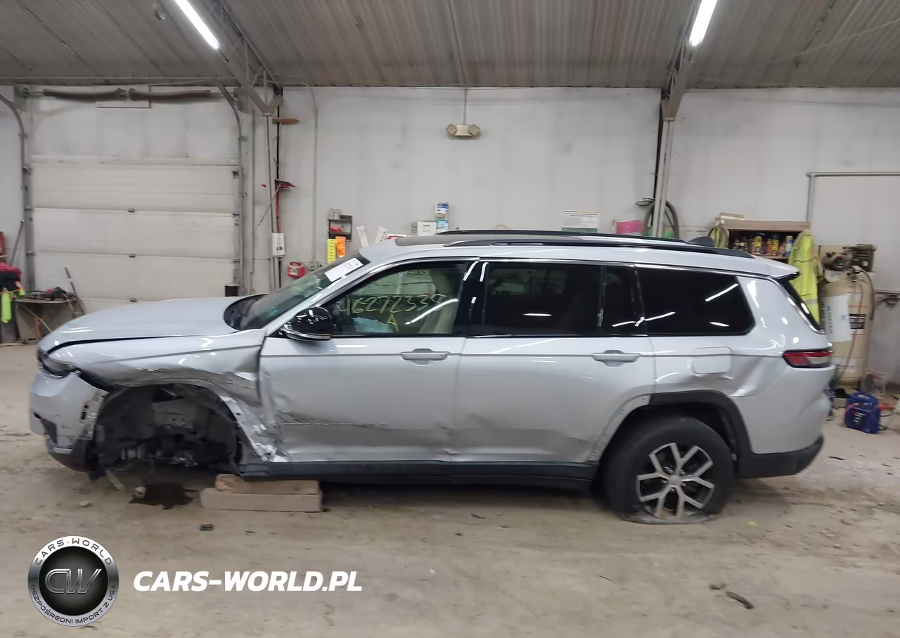 2024 Jeep Grand Cherokee L Limited 4X4 VIN:1C4RJKBG9R8601173 - 12