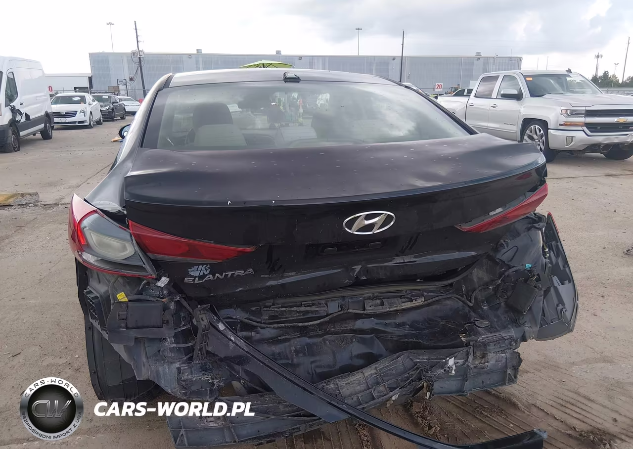 2017 Hyundai Elantra Se VIN:5NPD84LF7HH031133 - 6
