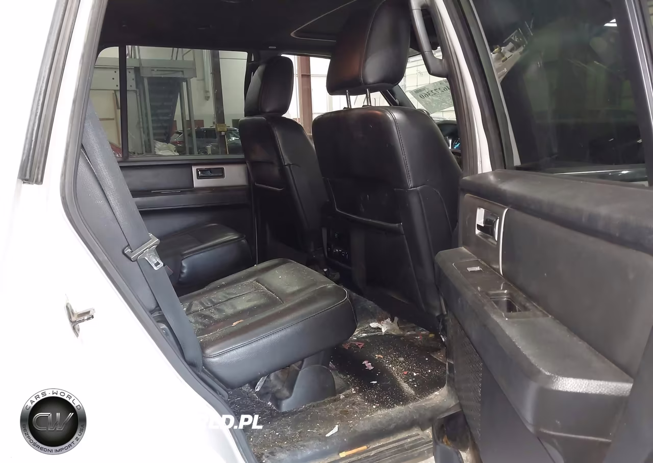 2016 Ford Expedition Limited VIN:1FMJU2AT4GEF12799 - 8