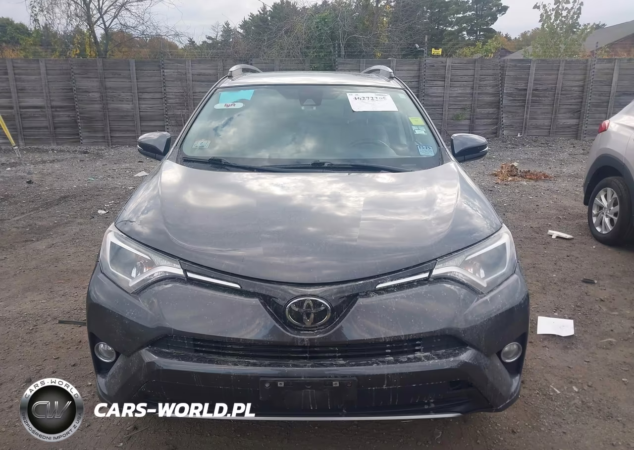 2018 Toyota Rav4 Xle VIN:2T3RFREV3JW838678 - 13