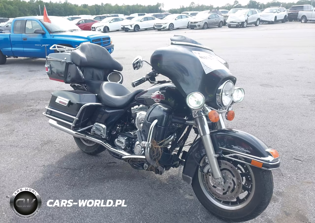 2006 Harley-Davidson Flhtcui VIN:1HD1FCW156Y702005 - 1