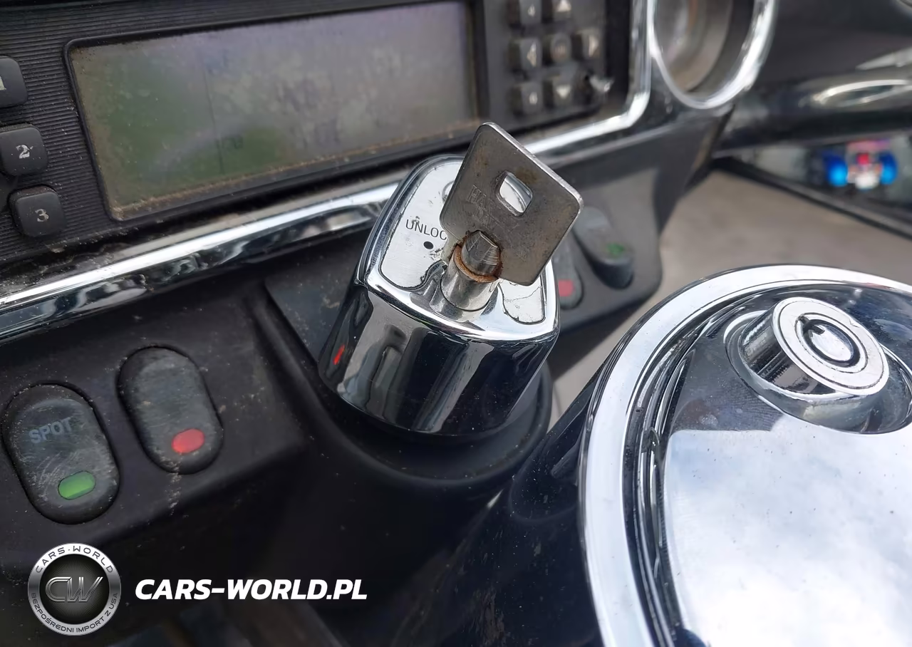 2006 Harley-Davidson Flhtcui VIN:1HD1FCW156Y702005 - 11