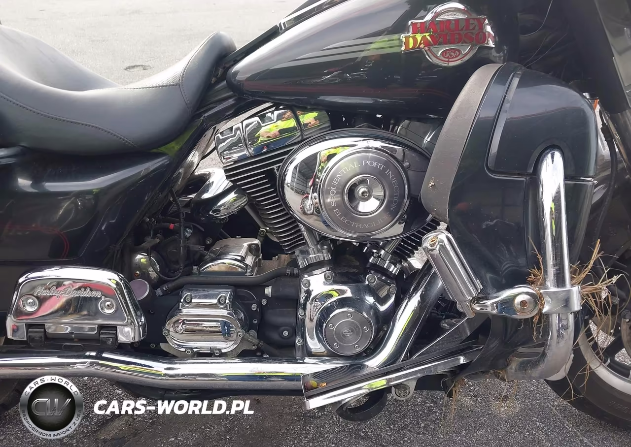 2006 Harley-Davidson Flhtcui VIN:1HD1FCW156Y702005 - 8