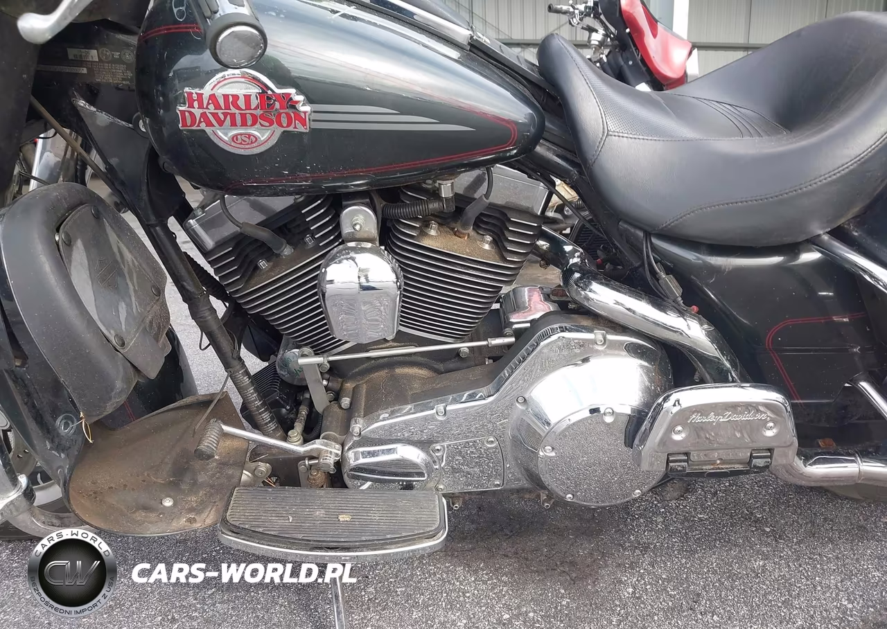 2006 Harley-Davidson Flhtcui VIN:1HD1FCW156Y702005 - 9