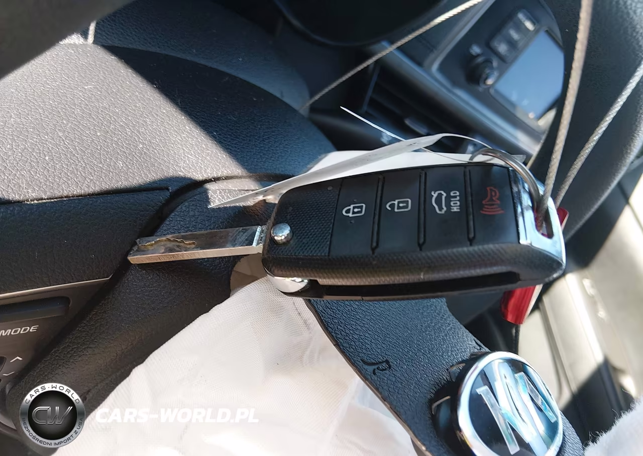 2017 Kia Optima Lx VIN:5XXGT4L33HG137138 - 11