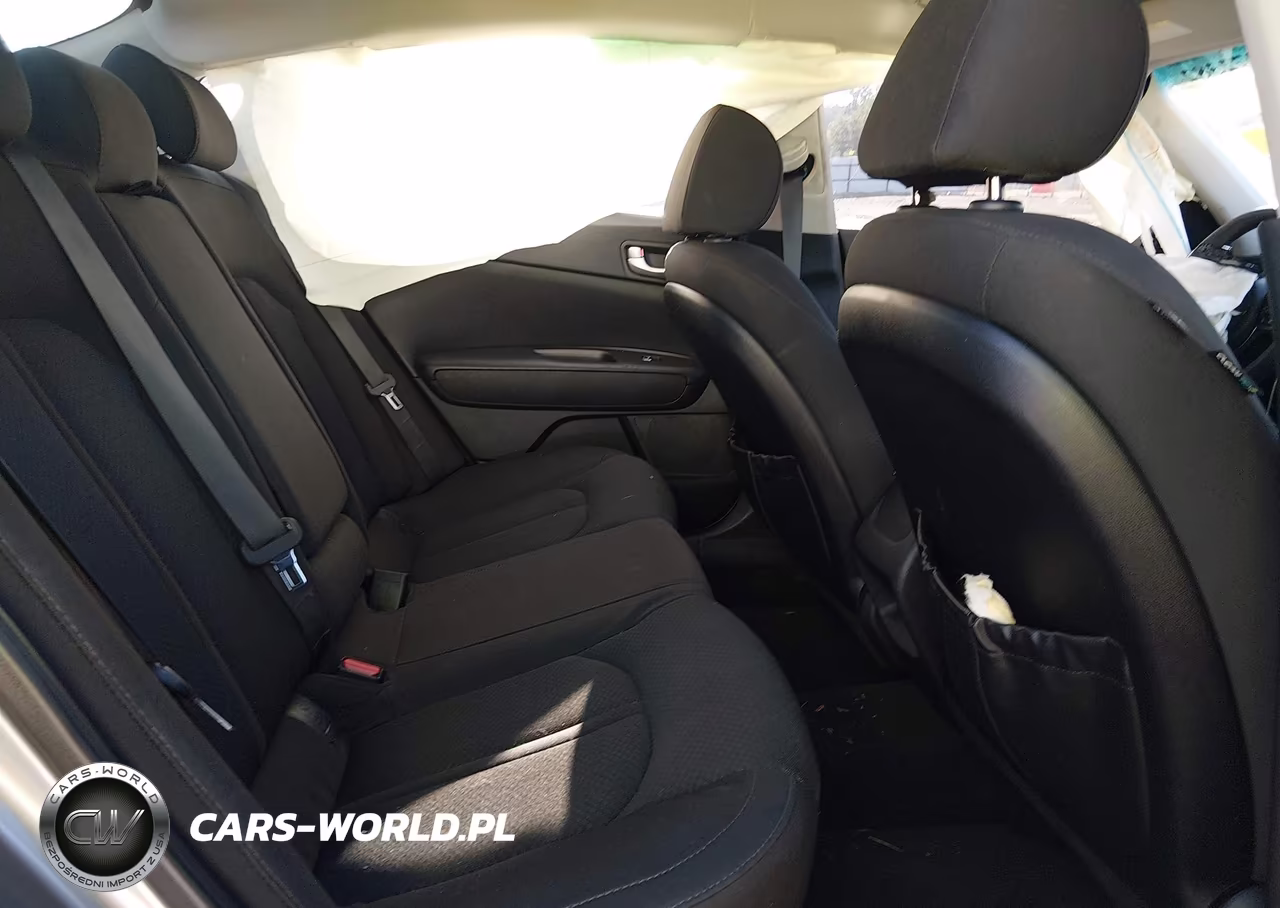 2017 Kia Optima Lx VIN:5XXGT4L33HG137138 - 8