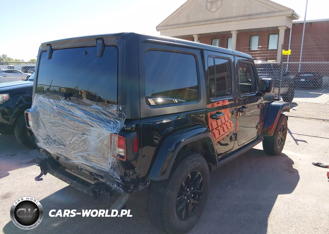 2023 Jeep Wrangler Sport VIN:1C4HJXDG5PW582233 - 4