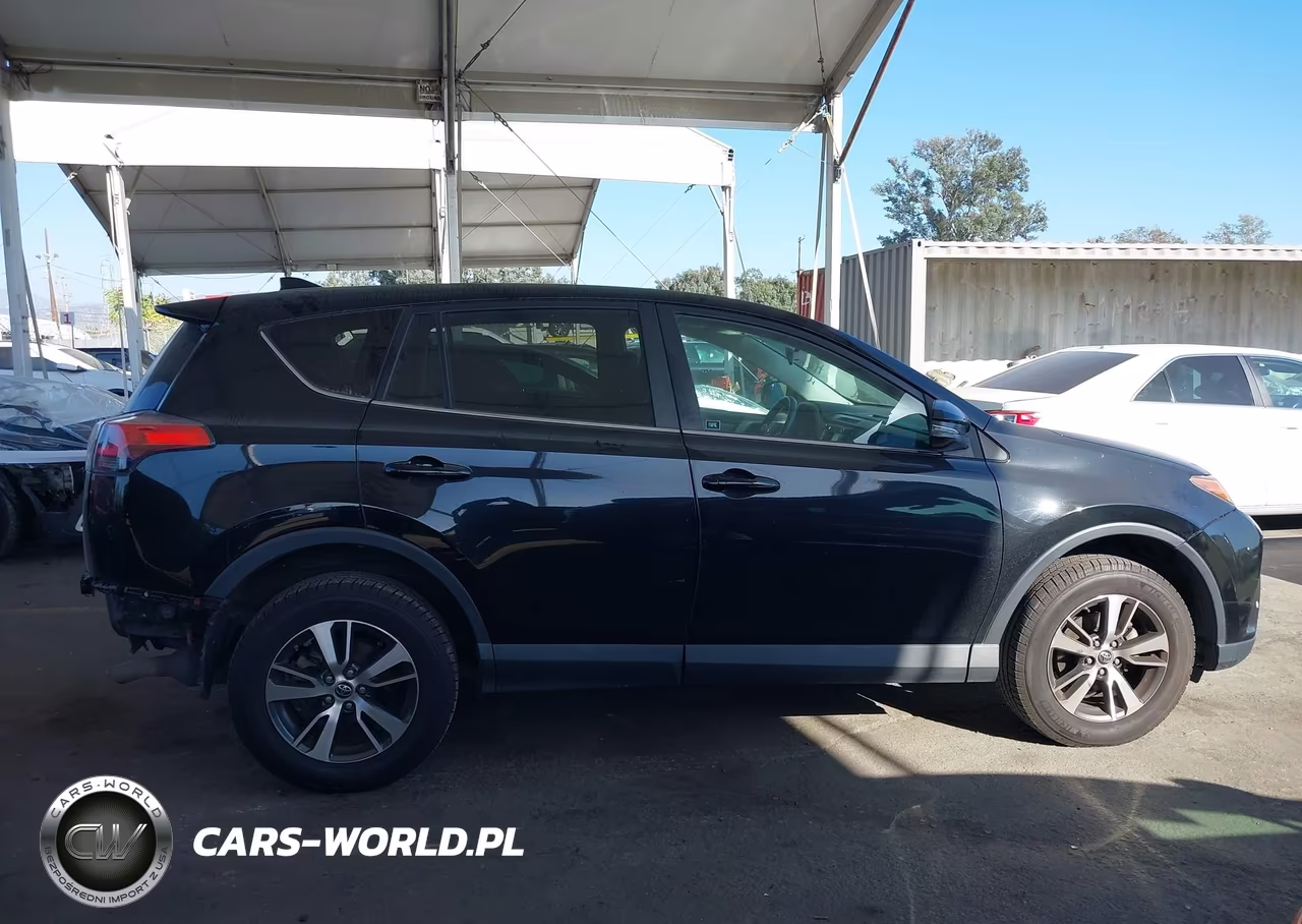 2018 Toyota Rav4 Xle VIN:2T3WFREV7JW490158 - 14