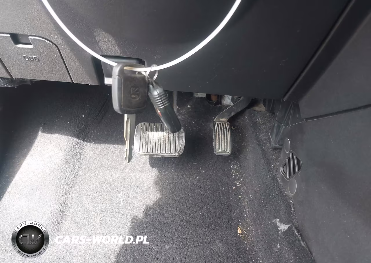 2008 Ford Focus Se-Ses VIN:1FAHP33N78W107648 - 11
