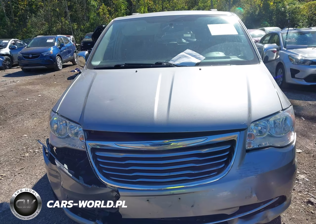 2015 Chrysler Town & Country Touring L VIN:2C4RC1CG4FR756071 - 12