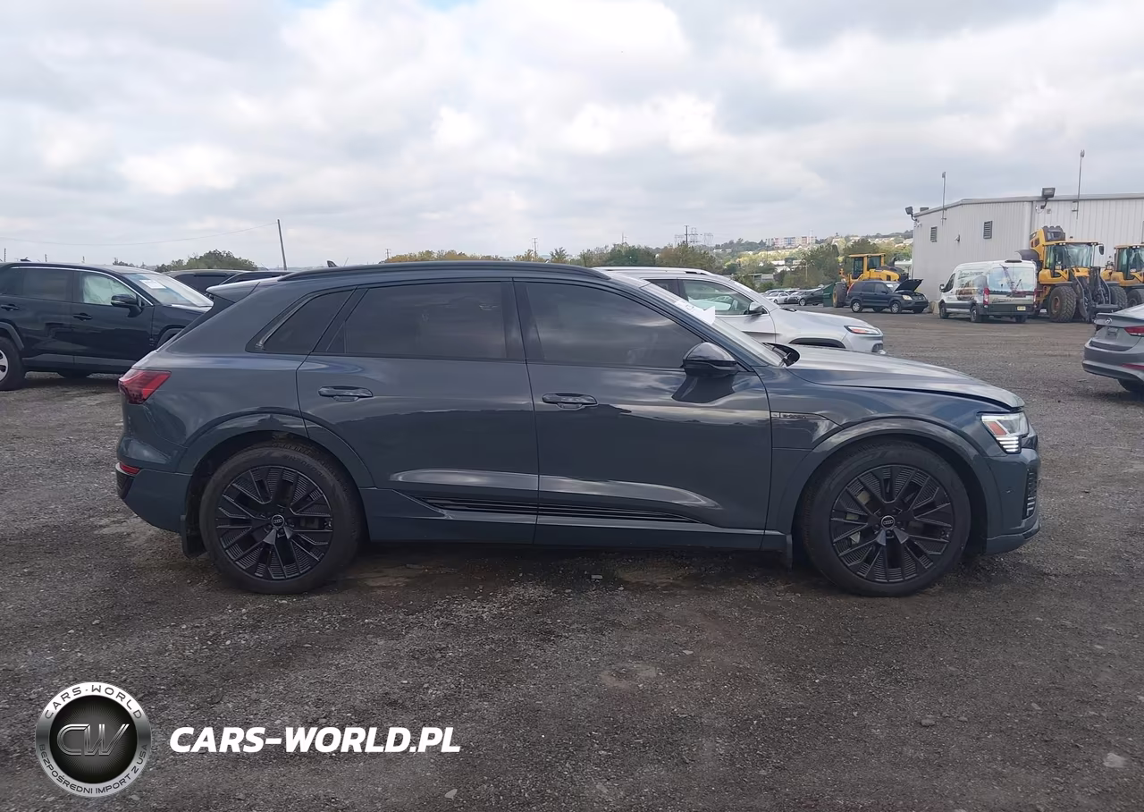 2024 Audi Q8 E-Tron Prestige Quattro VIN:WA16AAGE2RB054264 - 13
