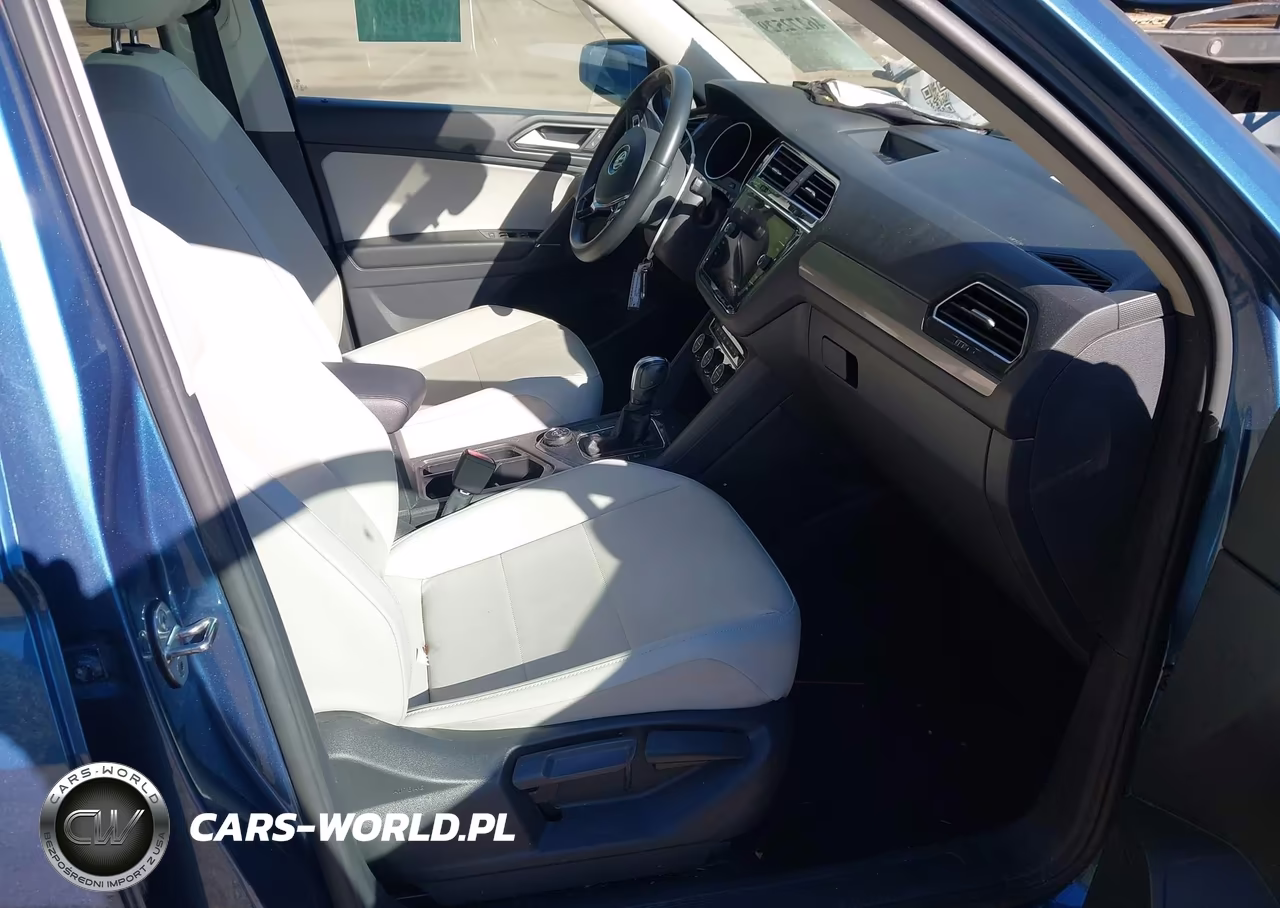 2020 Volkswagen Tiguan 2.0T Se-2.0T Se R-Line Black-2.0T Sel VIN:3VV2B7AX4LM031679 - 5