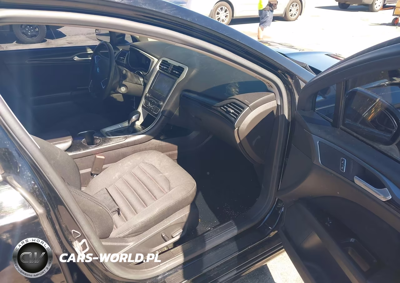2016 Ford Fusion Se VIN:3FA6P0H77GR177703 - 5