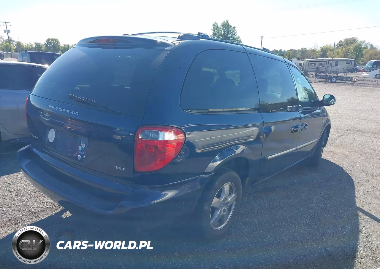 2004 Dodge Grand Caravan Sxt VIN:2D4GP44L44R527480 - 4