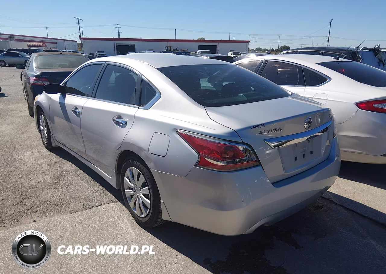 2015 Nissan Altima 2.5 S VIN:1N4AL3AP9FC196168 - 3