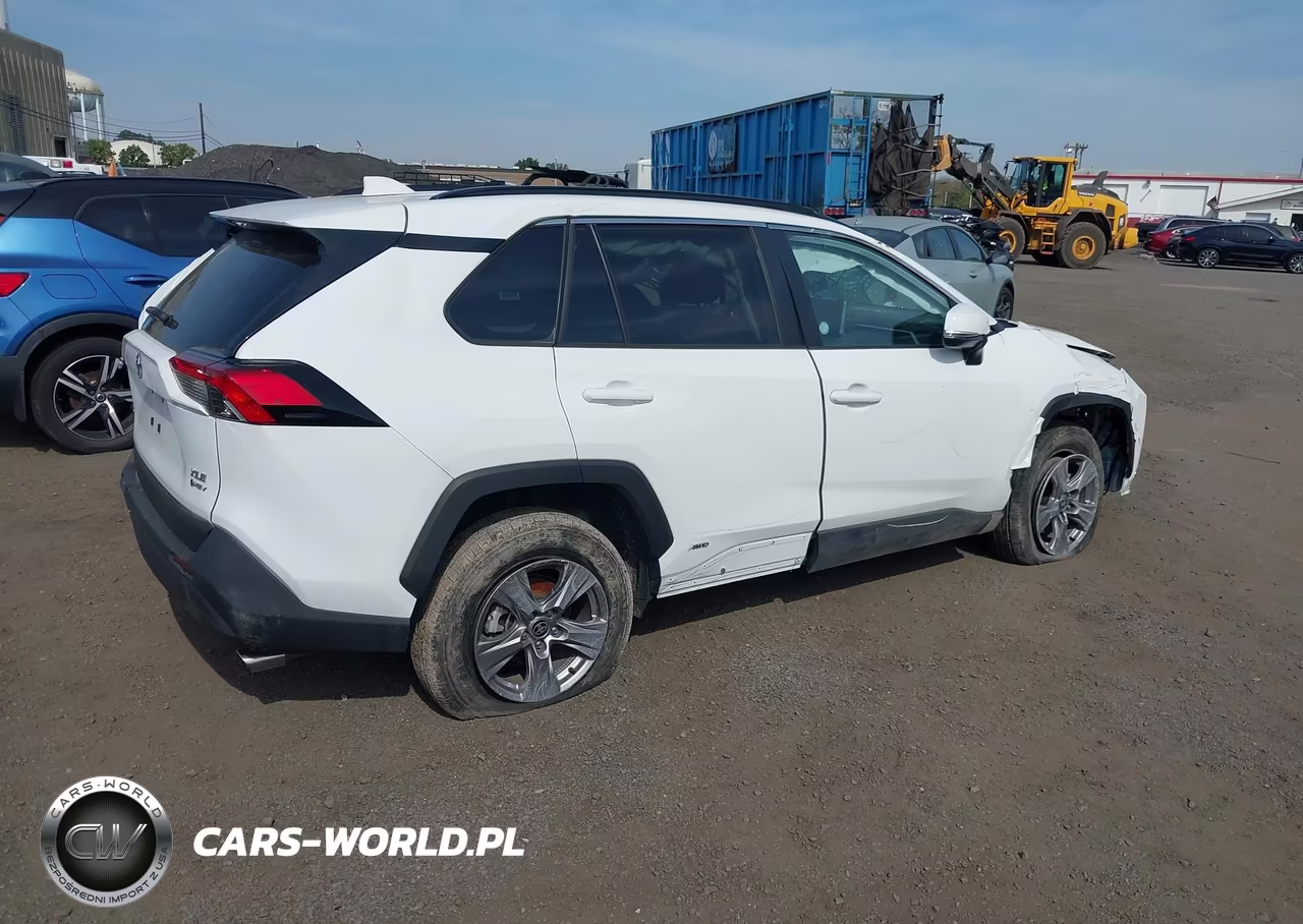2025 Toyota Rav4 Hybrid Xle VIN:4T3RWRFV3SU165164 - 4