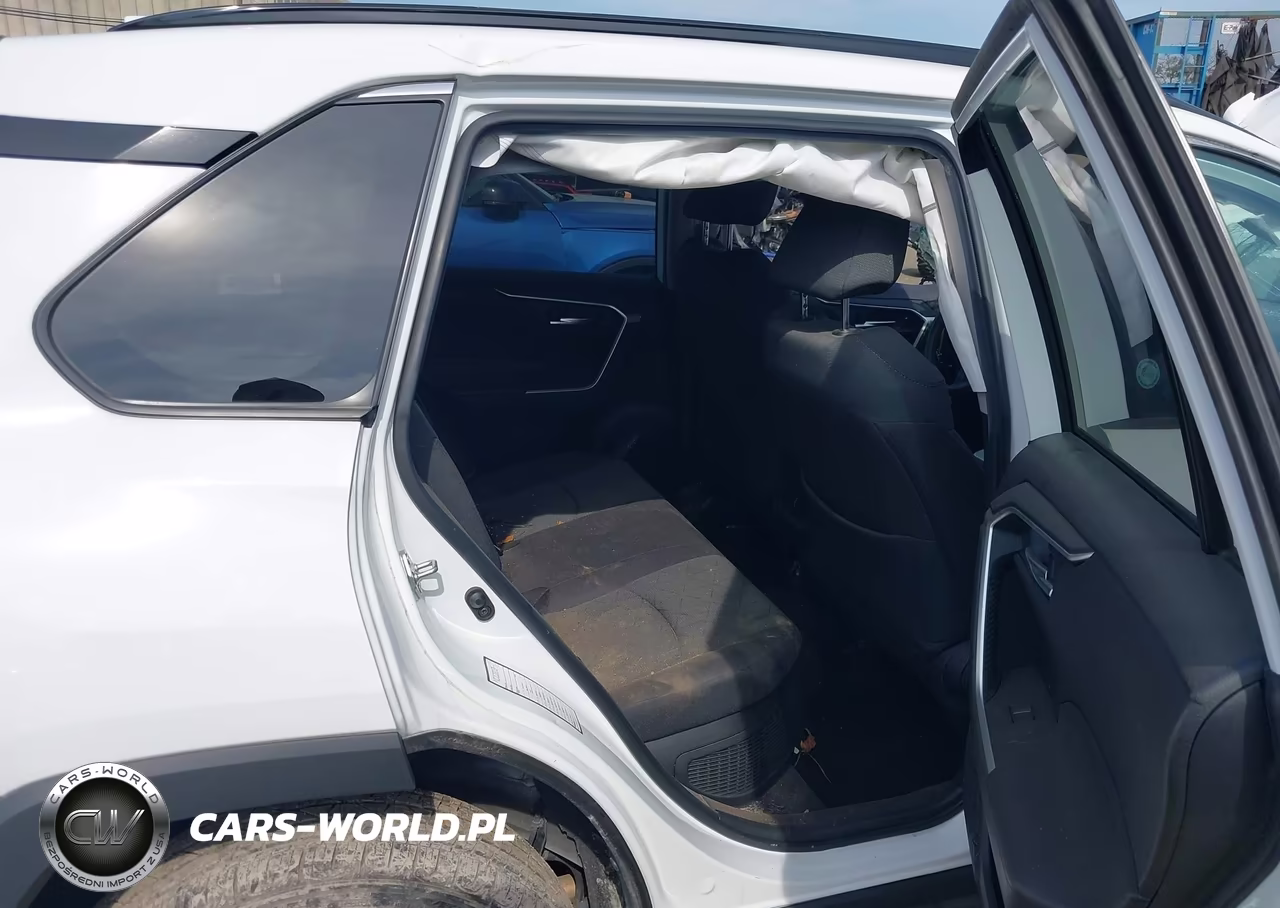 2025 Toyota Rav4 Hybrid Xle VIN:4T3RWRFV3SU165164 - 8