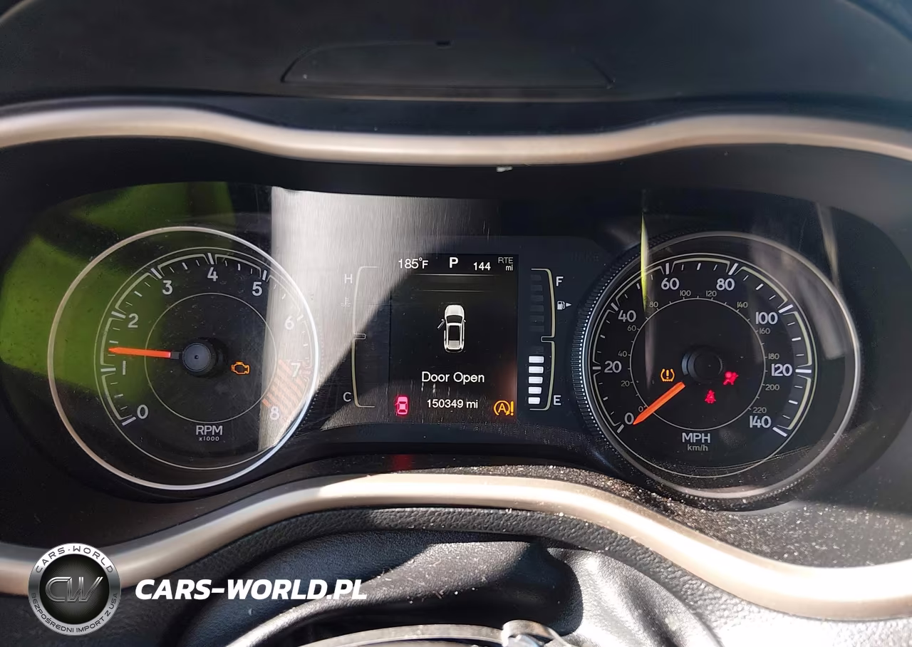 2015 Jeep Cherokee Latitude VIN:1C4PJMCS0FW755266 - 7