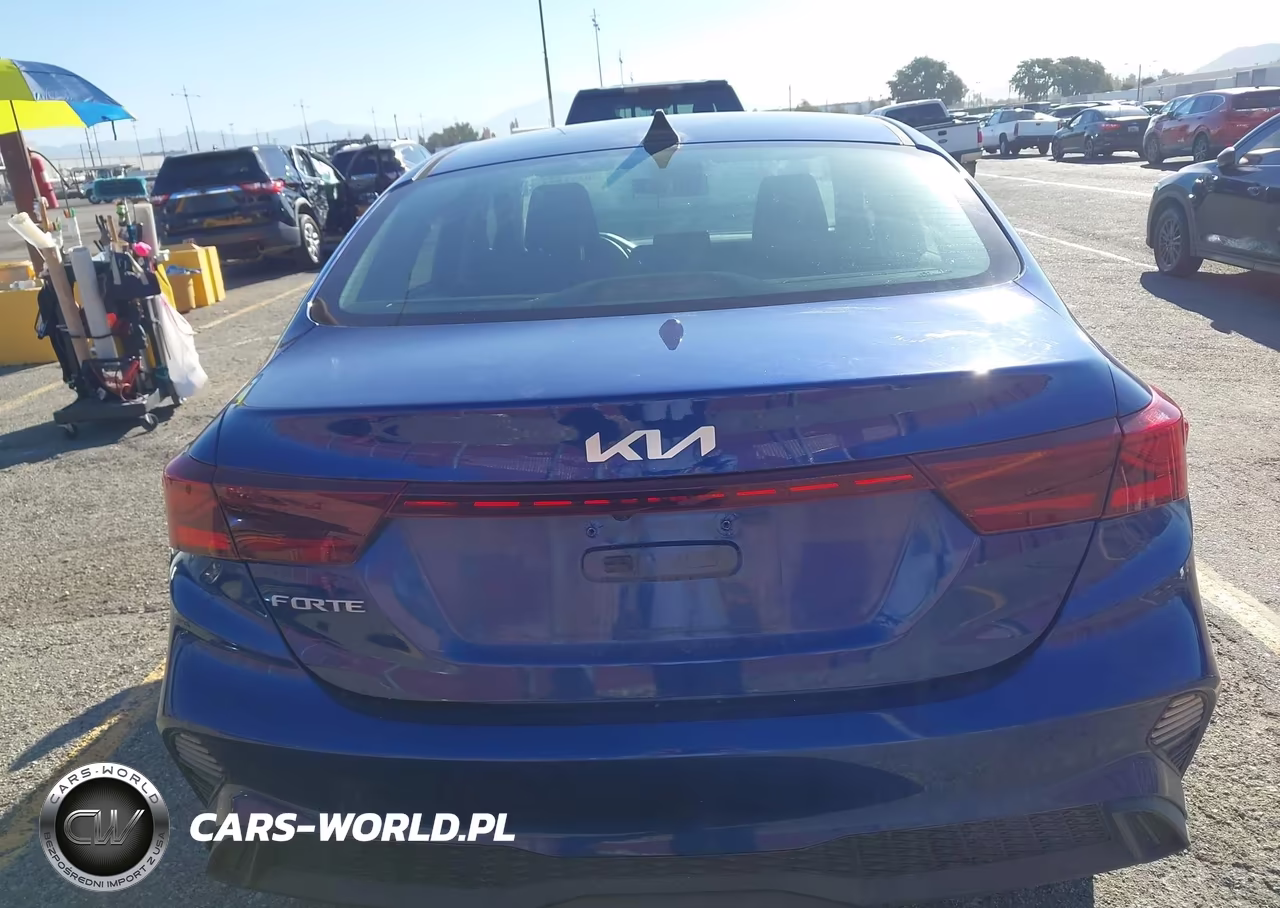 2023 Kia Forte Lxs VIN:3KPF24ADXPE528515 - 17