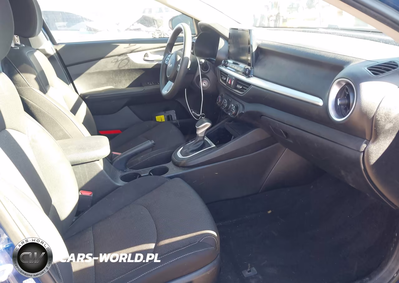 2023 Kia Forte Lxs VIN:3KPF24ADXPE528515 - 5