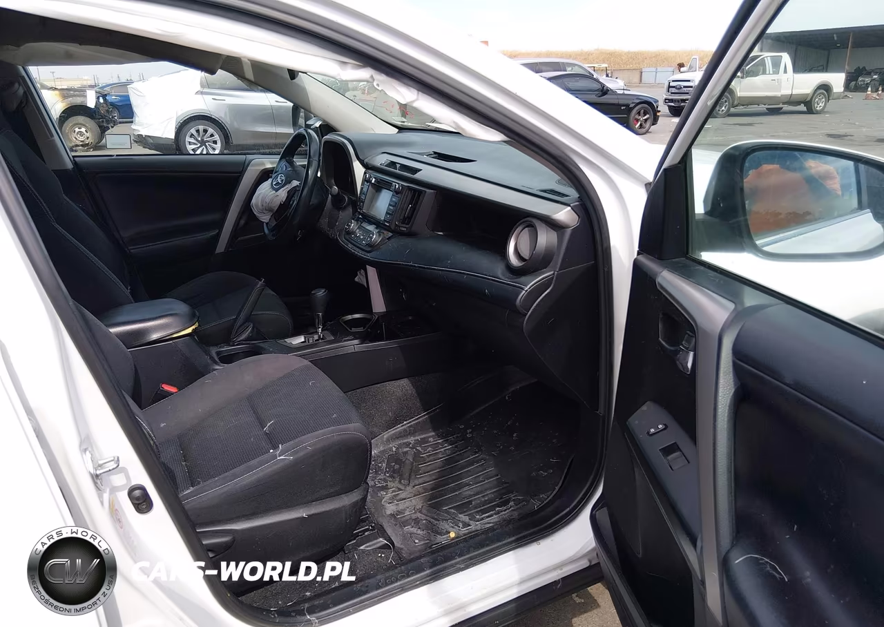 2018 Toyota Rav4 Xle VIN:2T3RFREVXJW789351 - 5
