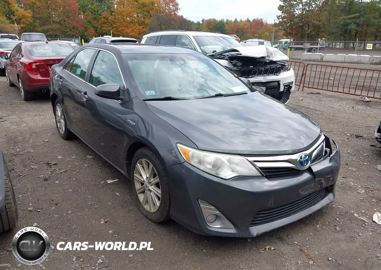 2012 Toyota Camry Hybrid Xle – zdjęcie 1 z 16