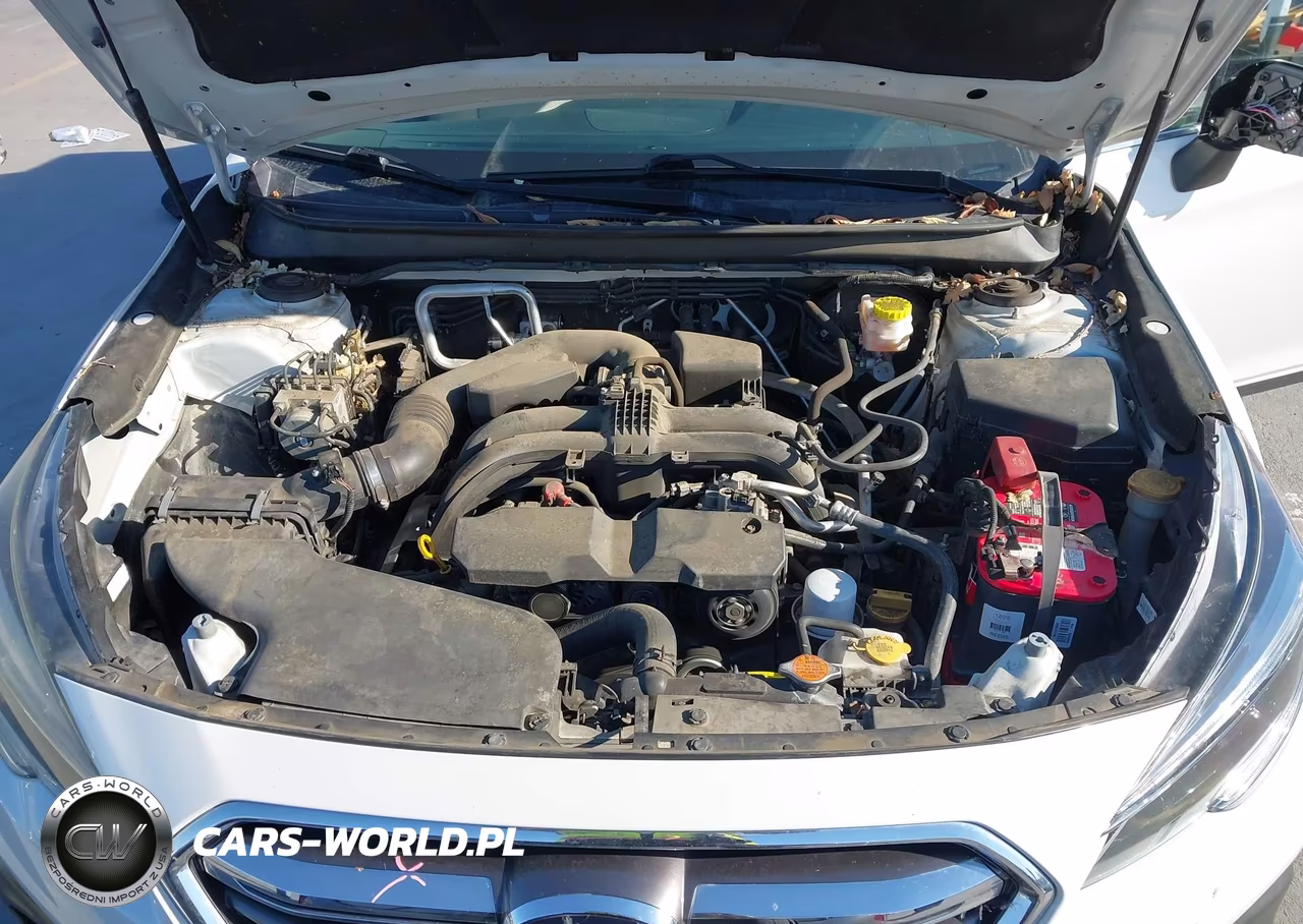 2018 Subaru Outback 2.5I Premium VIN:4S4BSACC3J3256109 - 10
