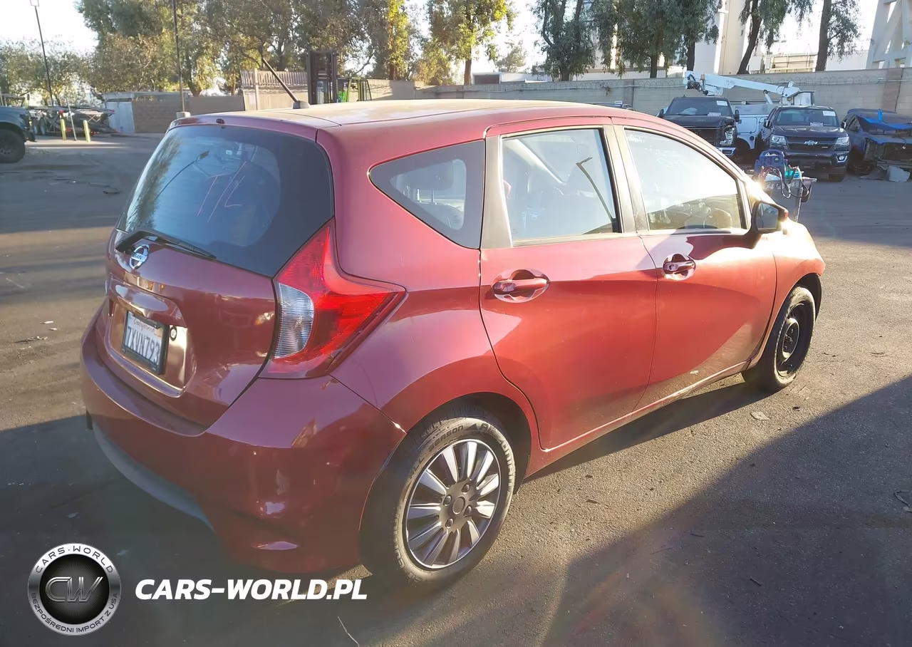 2017 Nissan Versa Note S Plus VIN:3N1CE2CPXHL375415 - 4