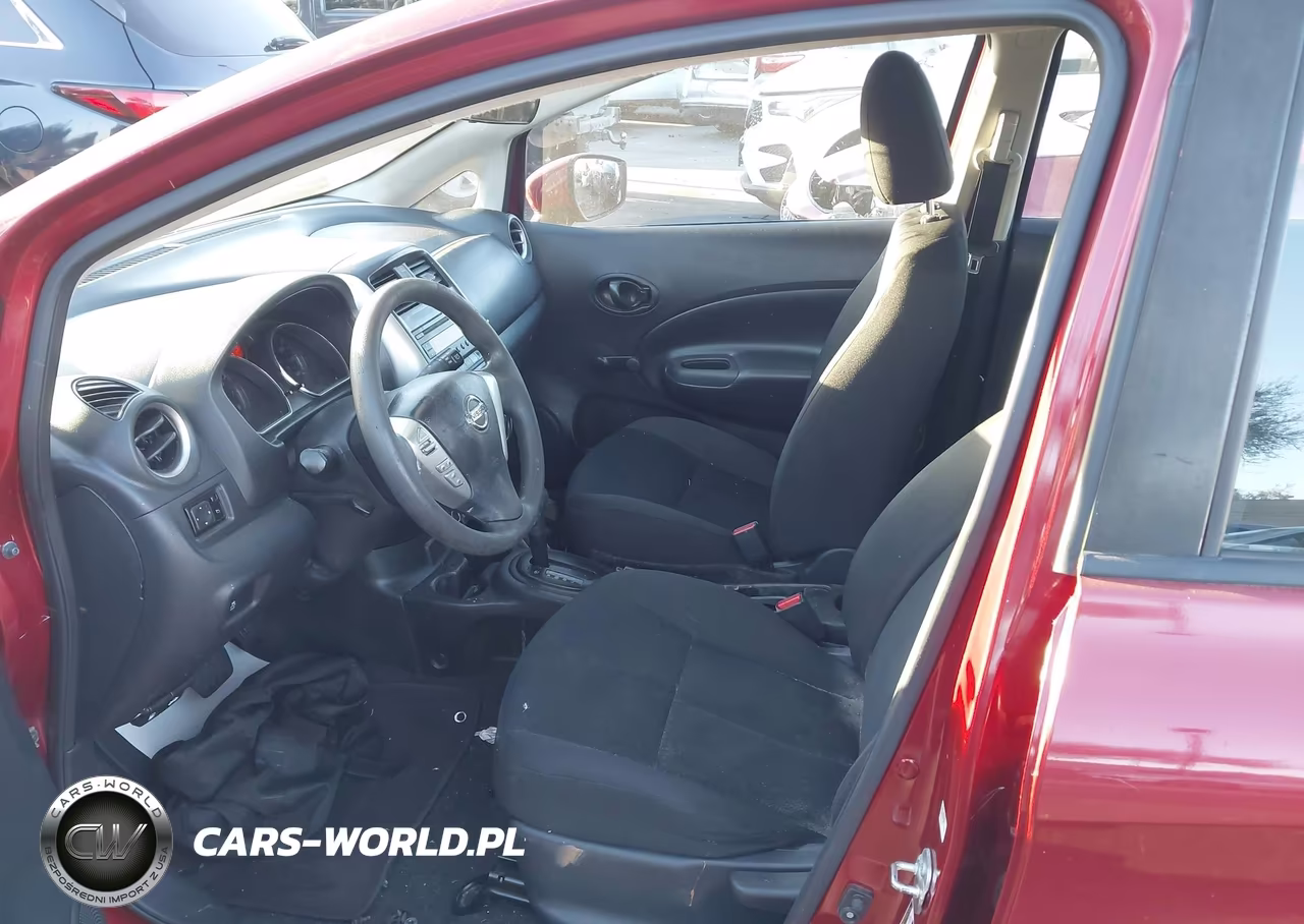 2017 Nissan Versa Note S Plus VIN:3N1CE2CPXHL375415 - 5