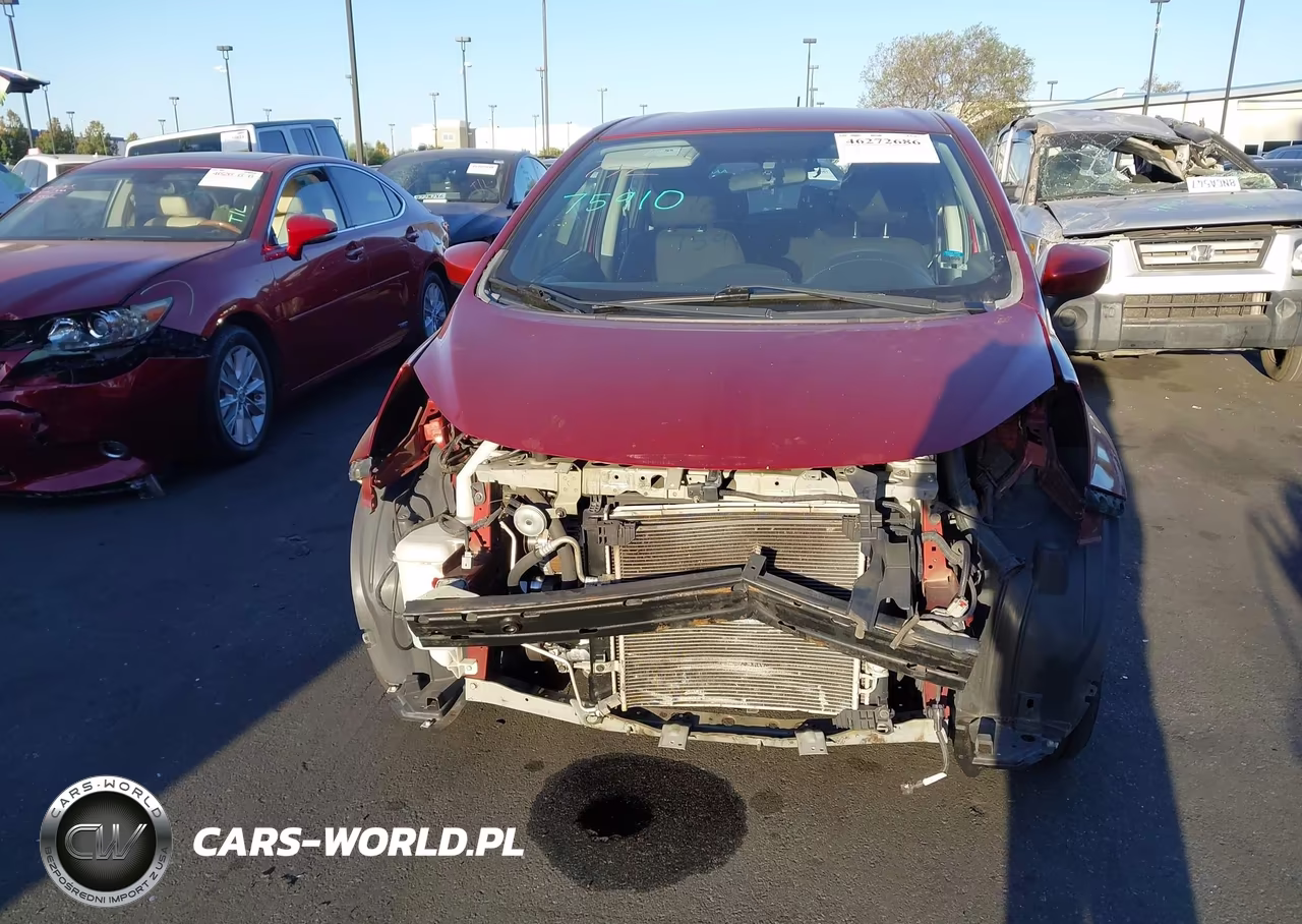2017 Nissan Versa Note S Plus VIN:3N1CE2CPXHL375415 - 6