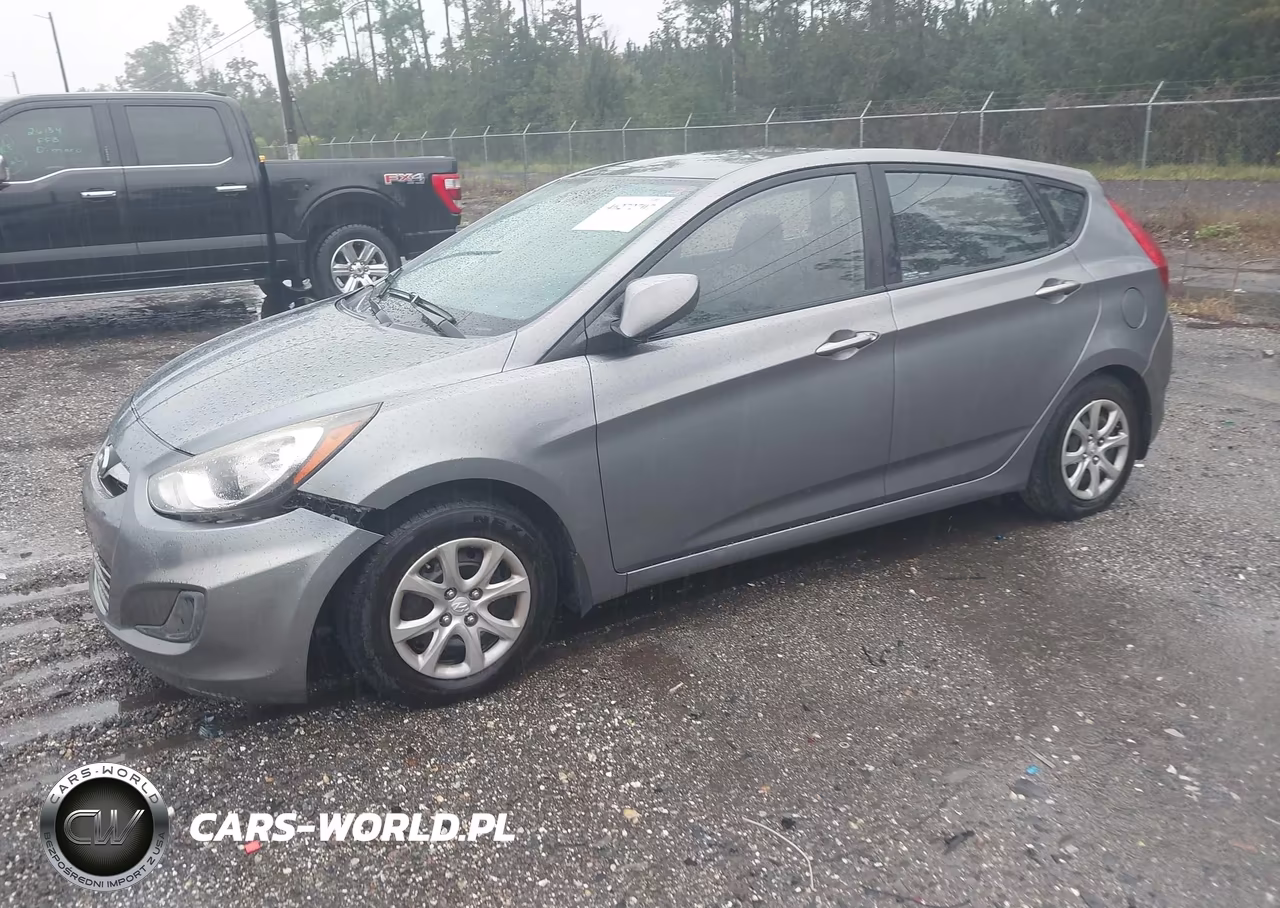 2013 Hyundai Accent Gs VIN:KMHCT5AE2DU128830 - 2