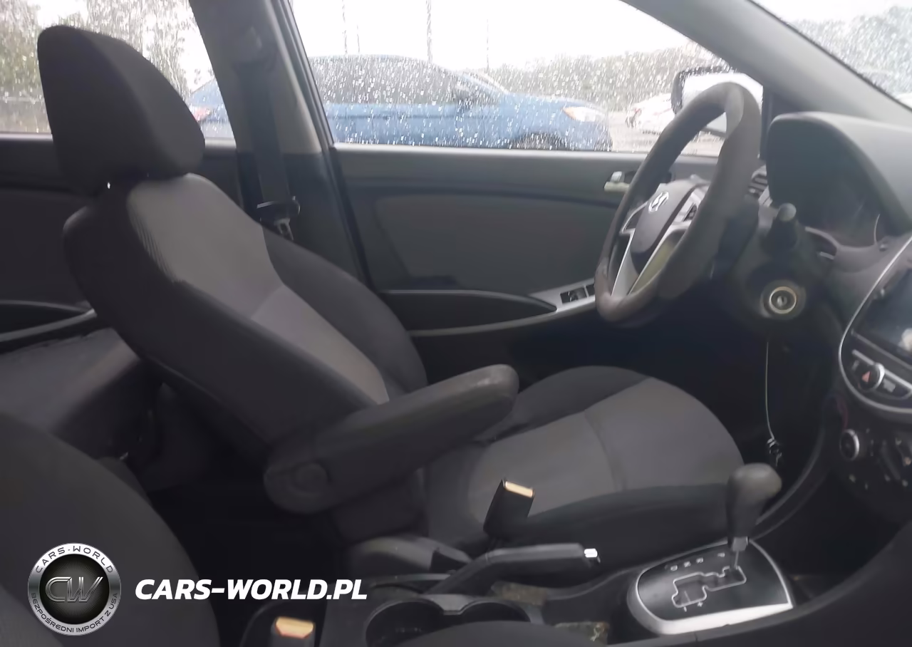 2013 Hyundai Accent Gs VIN:KMHCT5AE2DU128830 - 5