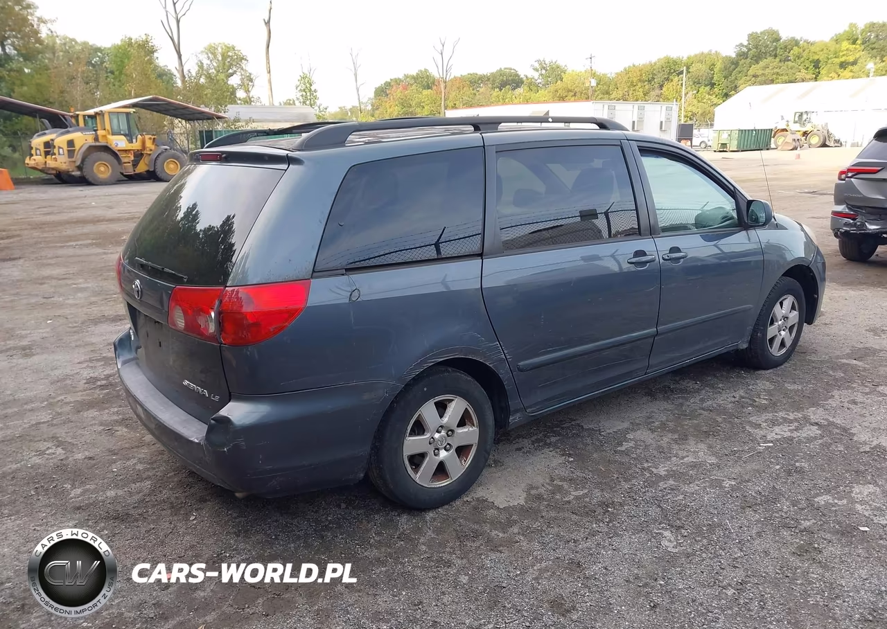 2009 Toyota Sienna Le VIN:5TDZK23C69S264837 - 4