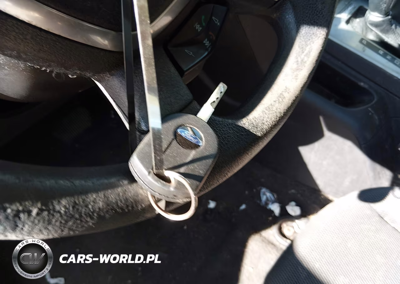 2012 Ford Focus Se VIN:1FAHP3K2XCL128396 - 11
