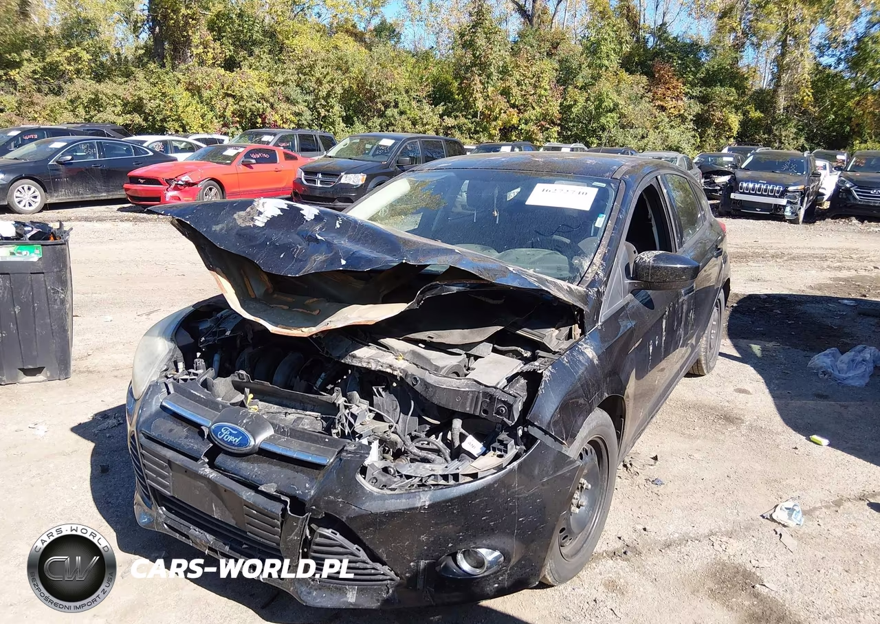 2012 Ford Focus Se VIN:1FAHP3K2XCL128396 - 2