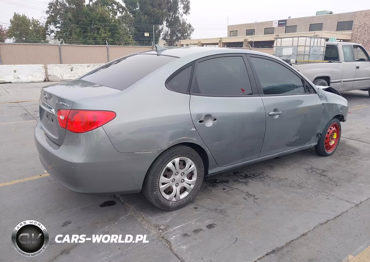 2010 Hyundai Elantra Gls VIN:KMHDU4AD4AU919715 - 4