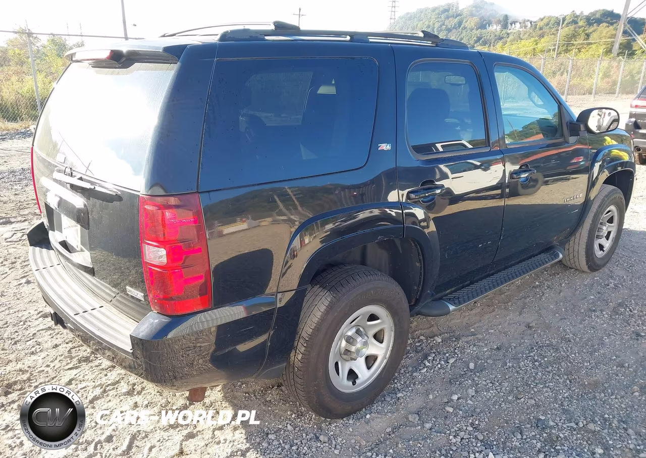 2009 Chevrolet Tahoe Lt2 VIN:1GNFK23069R129811 - 4
