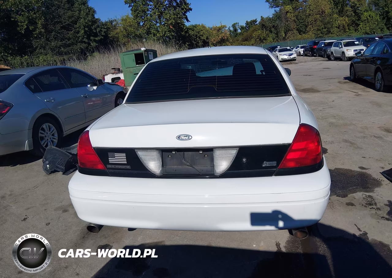 2011 Ford Crown Victoria Police Interceptor VIN:2FABP7BVXBX160001 - 17