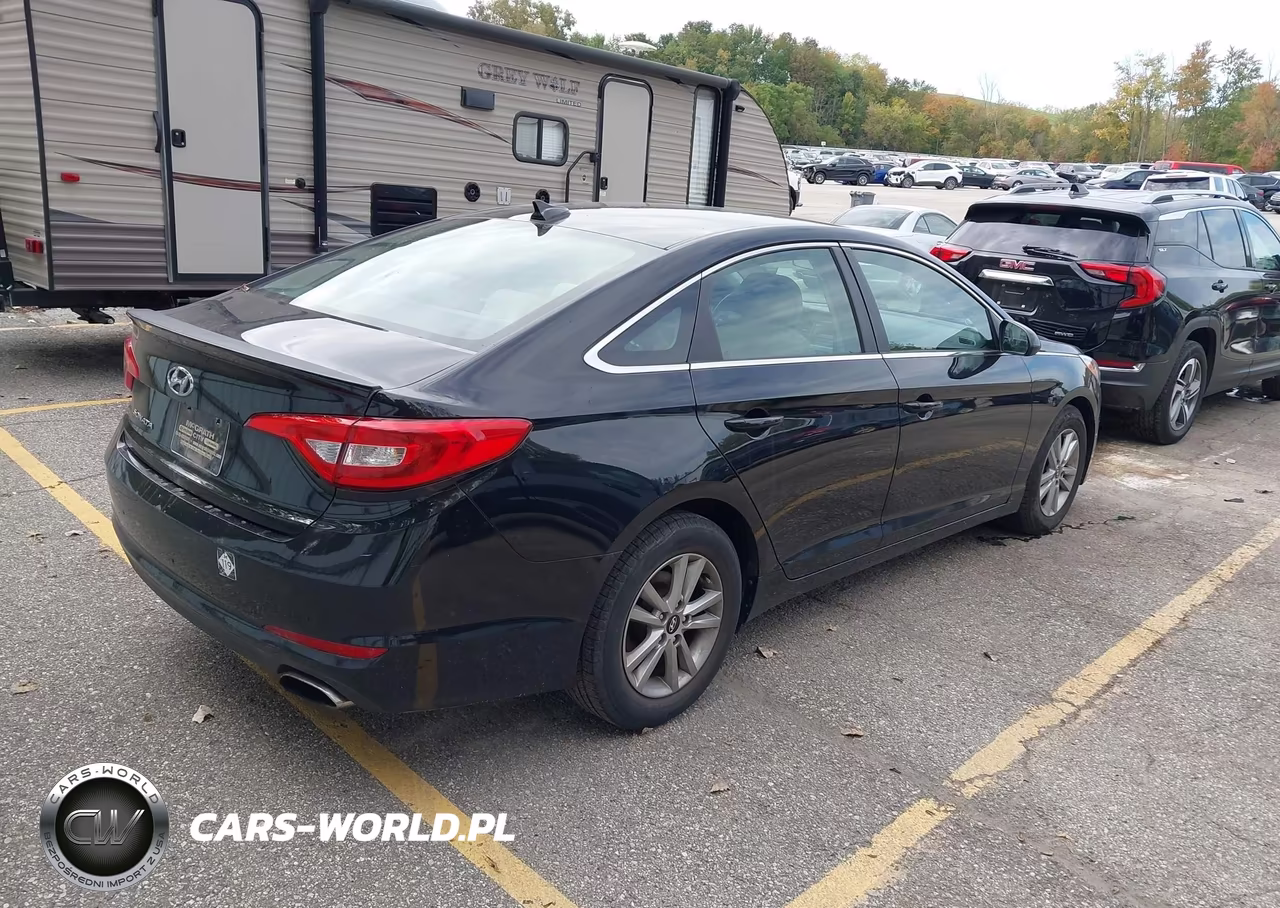 2015 Hyundai Sonata Se VIN:5NPE24AF1FH121531 - 4