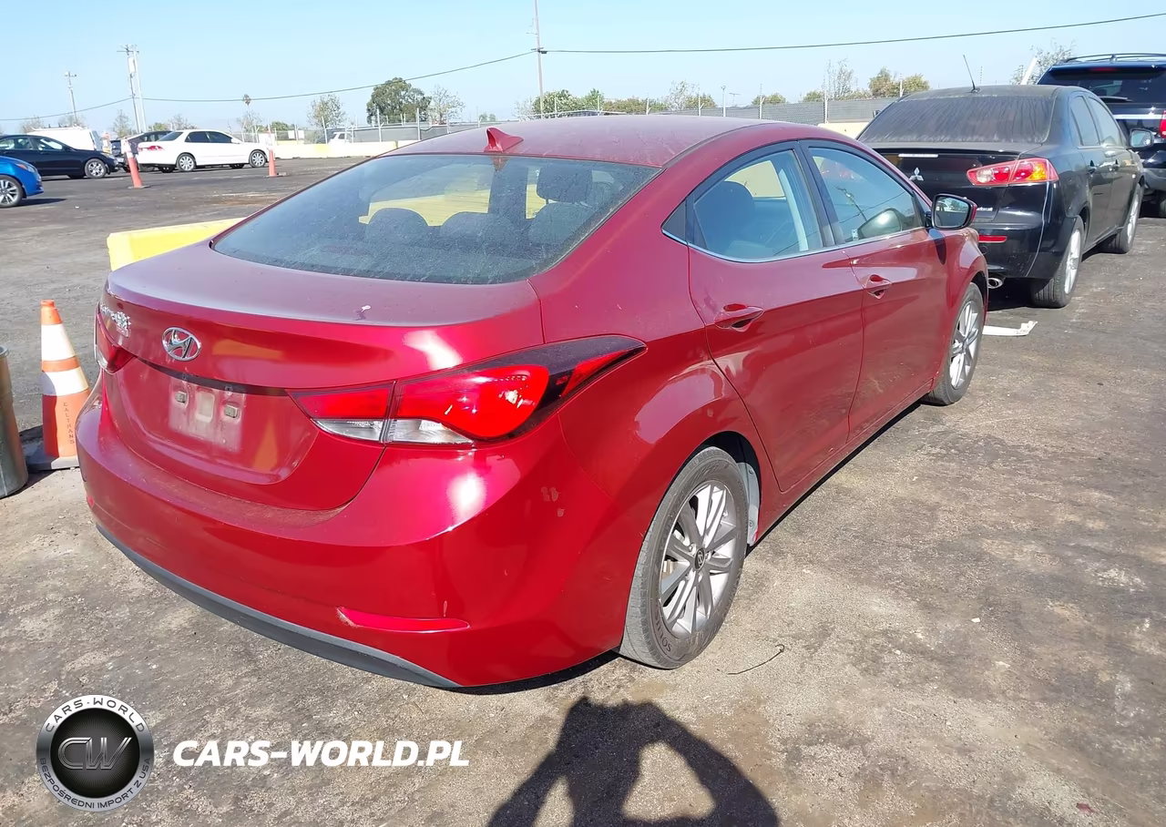 2015 Hyundai Elantra Se VIN:5NPDH4AE7FH605429 - 4