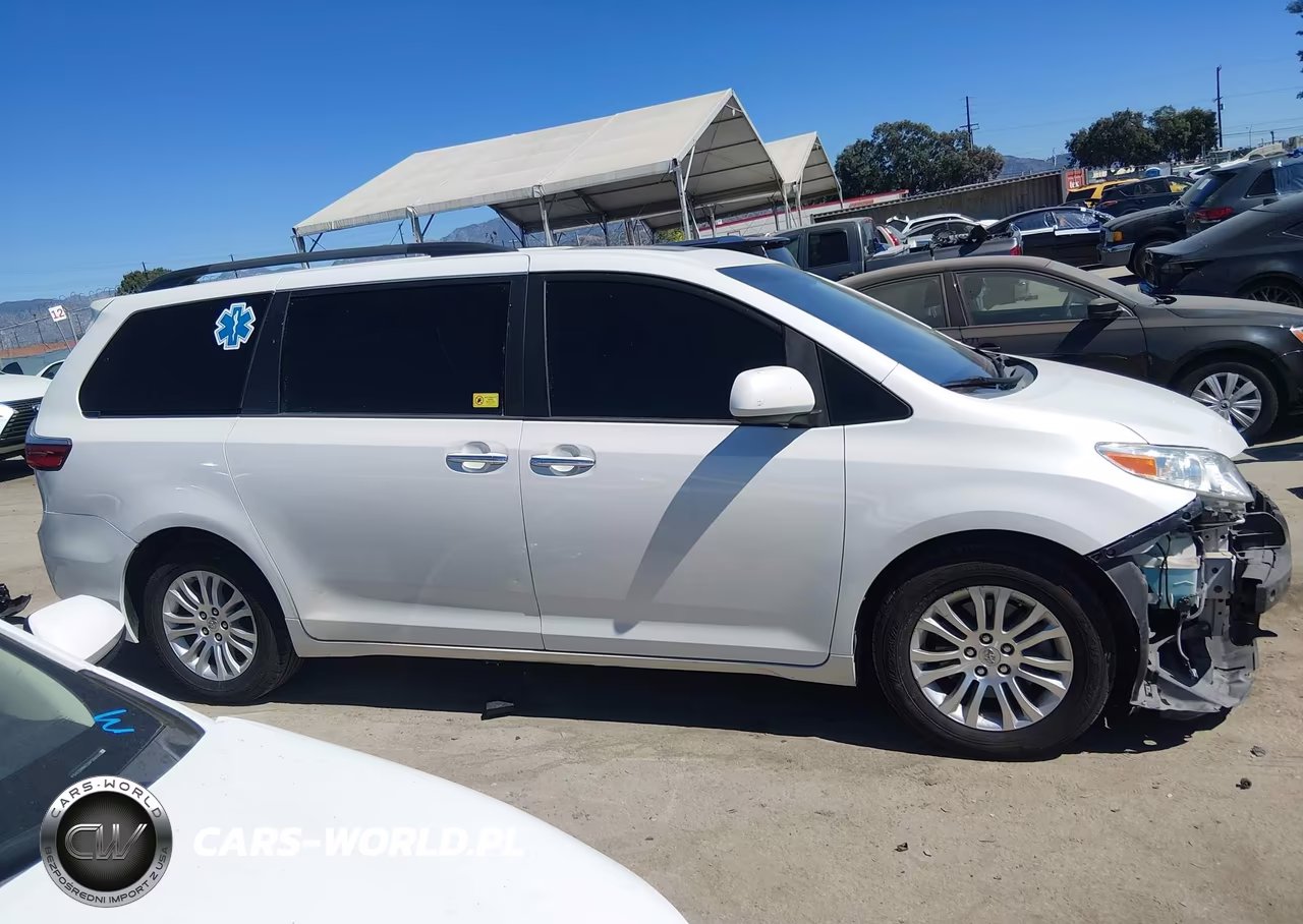 2015 Toyota Sienna Xle 8 Passenger VIN:5TDYK3DC9FS577022 - 14