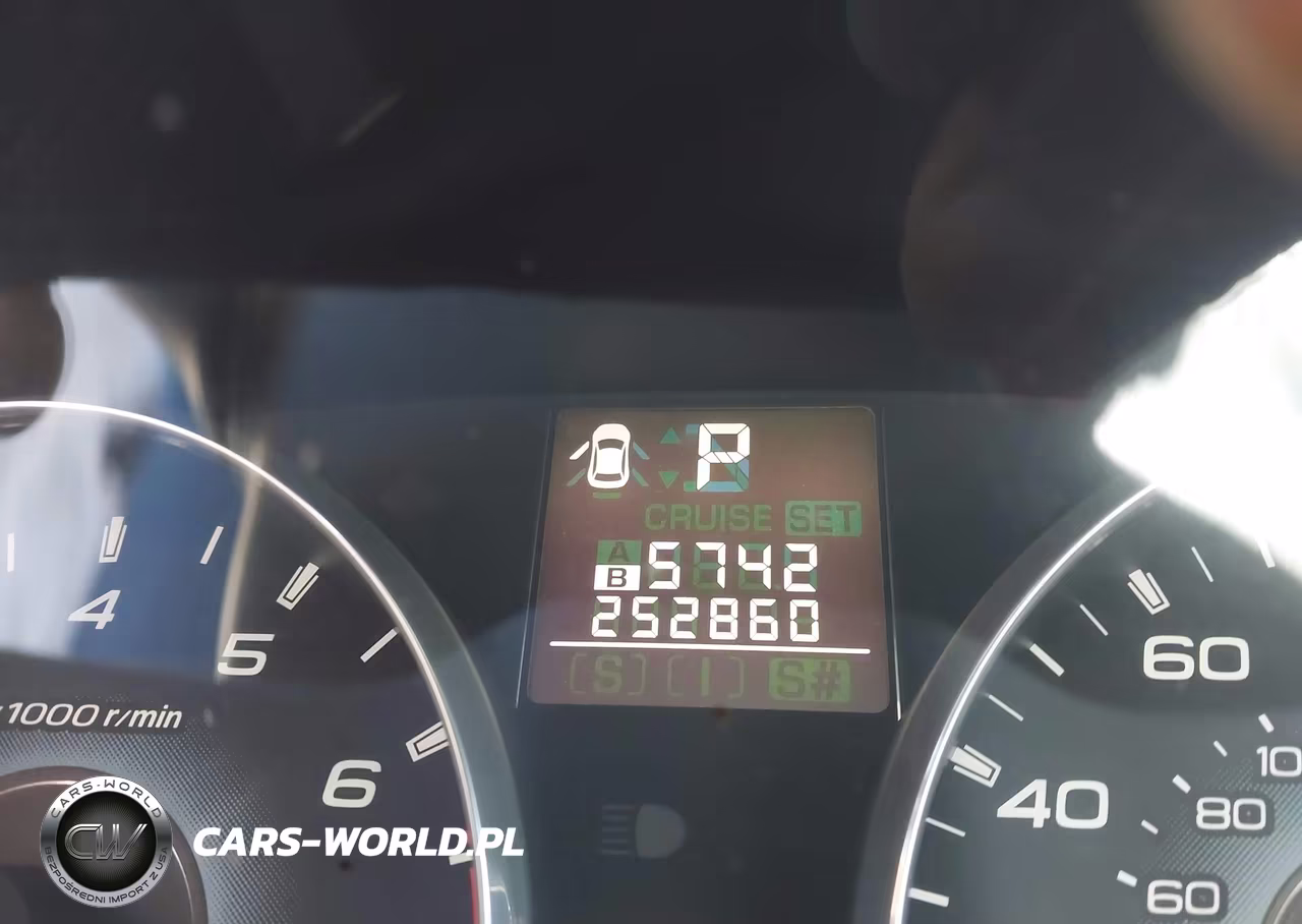2010 Subaru Legacy 2.5I Premium VIN:4S3BMCG62A3240904 - 12