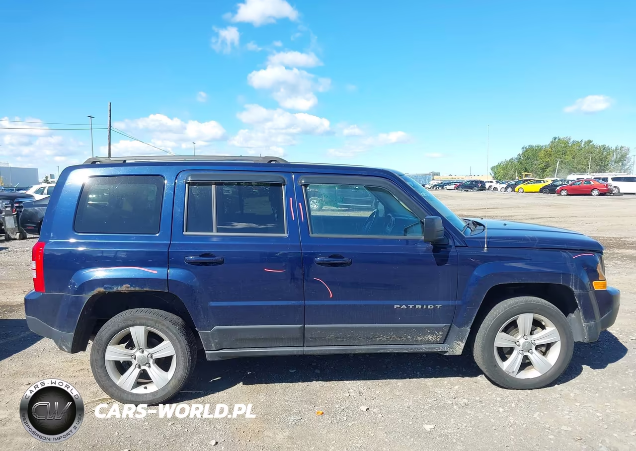 2016 Jeep Patriot Latitude VIN:1C4NJRFB8GD580875 - 13