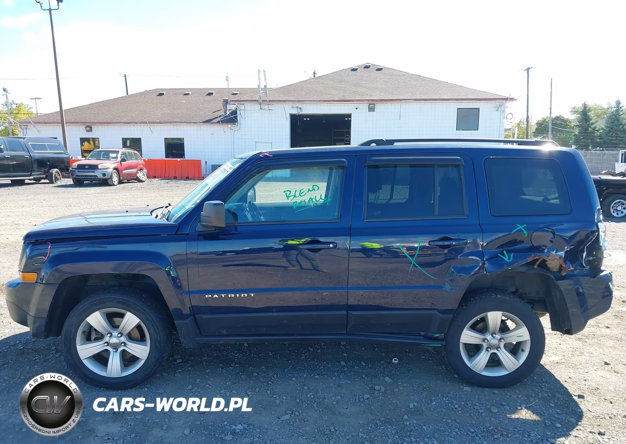 2016 Jeep Patriot Latitude VIN:1C4NJRFB8GD580875 - 14