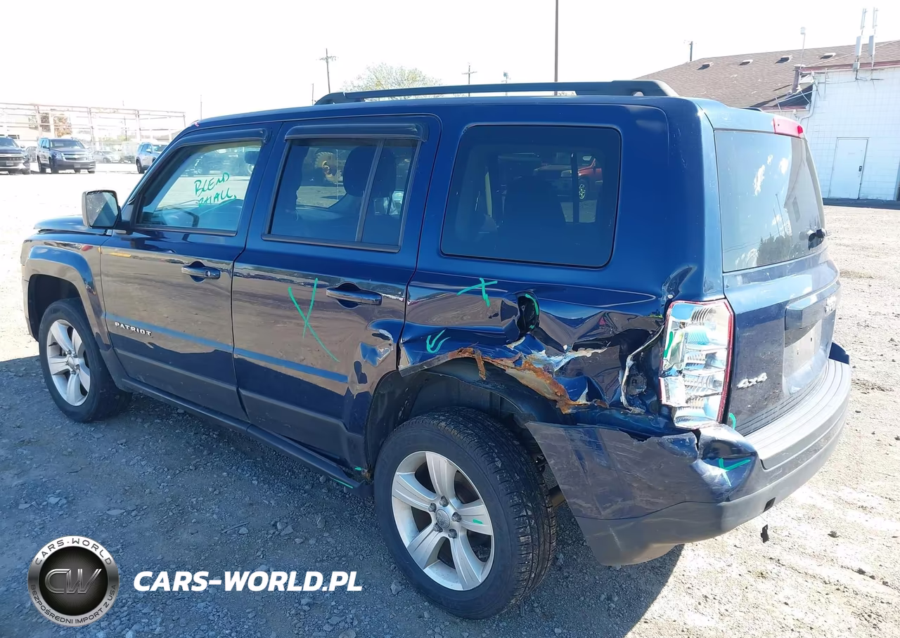 2016 Jeep Patriot Latitude VIN:1C4NJRFB8GD580875 - 3
