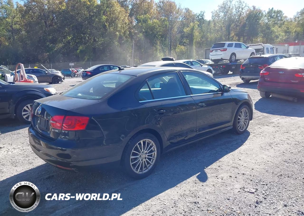 2011 Volkswagen Jetta 2.5L Sel VIN:3VWLX7AJ3BM360014 - 4