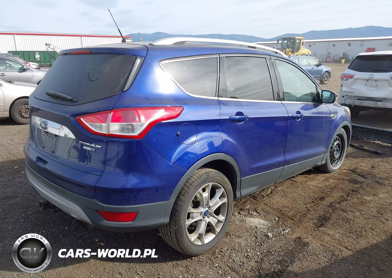 2015 Ford Escape Titanium VIN:1FMCU9J9XFUB38578 - 4