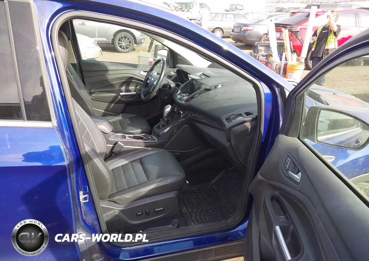 2015 Ford Escape Titanium VIN:1FMCU9J9XFUB38578 - 5