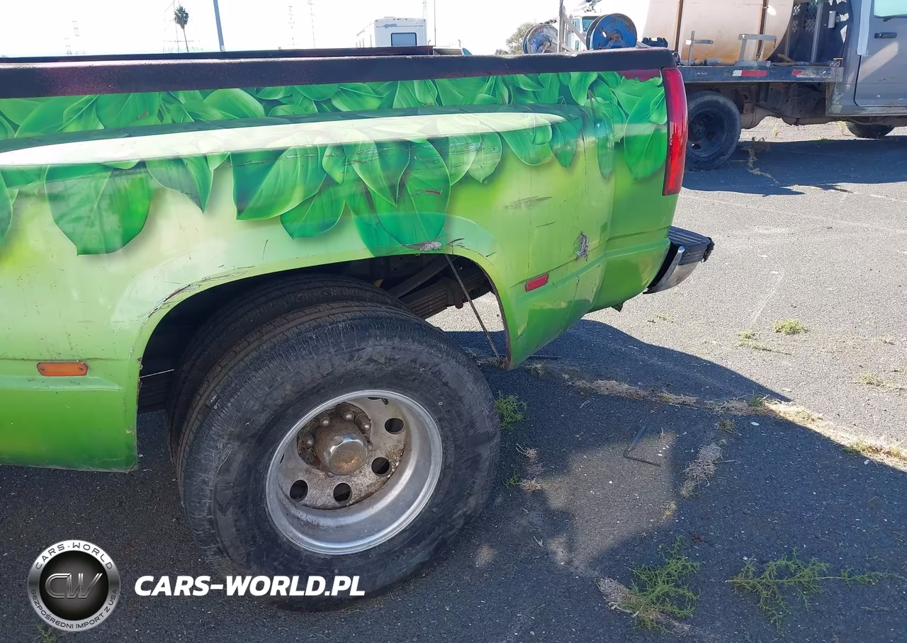 1992 Chevrolet Gmt-400 K3500 VIN:2GCHK39N1N1199309 - 12