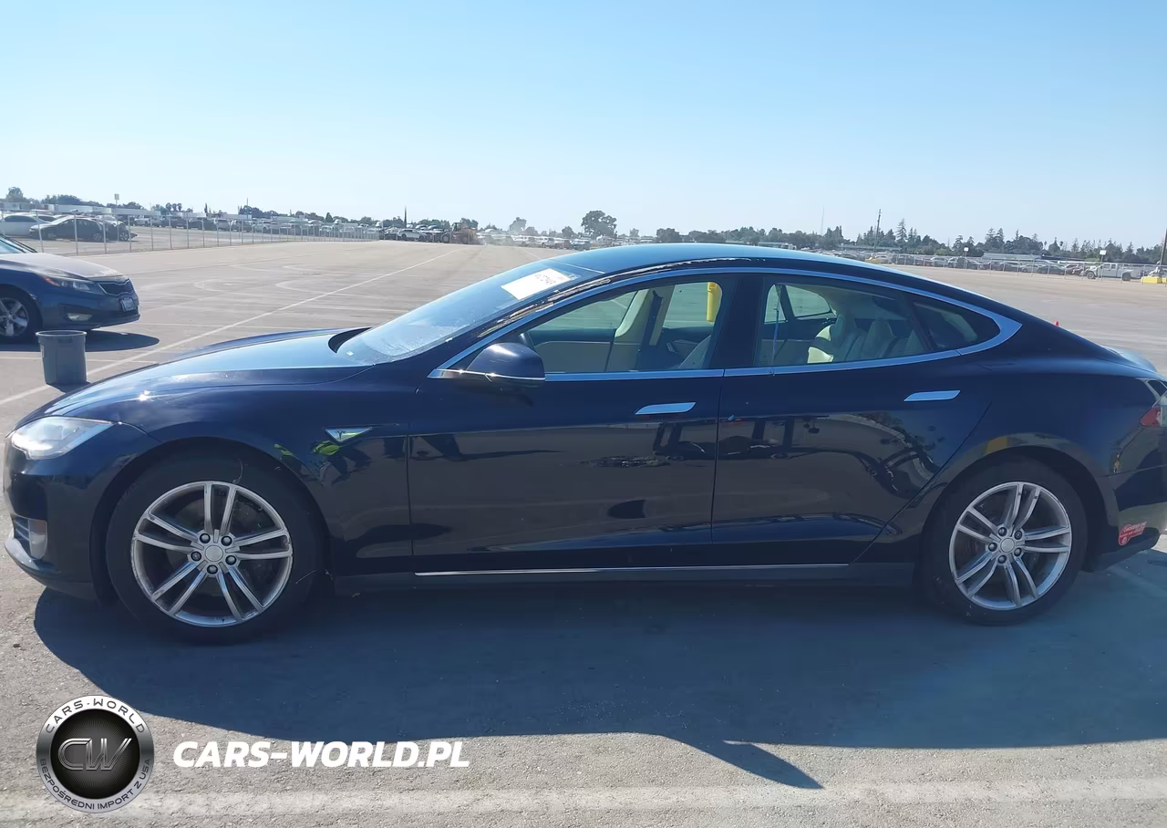 2013 Tesla Model S VIN:5YJSA1CN8DFP23265 - 13